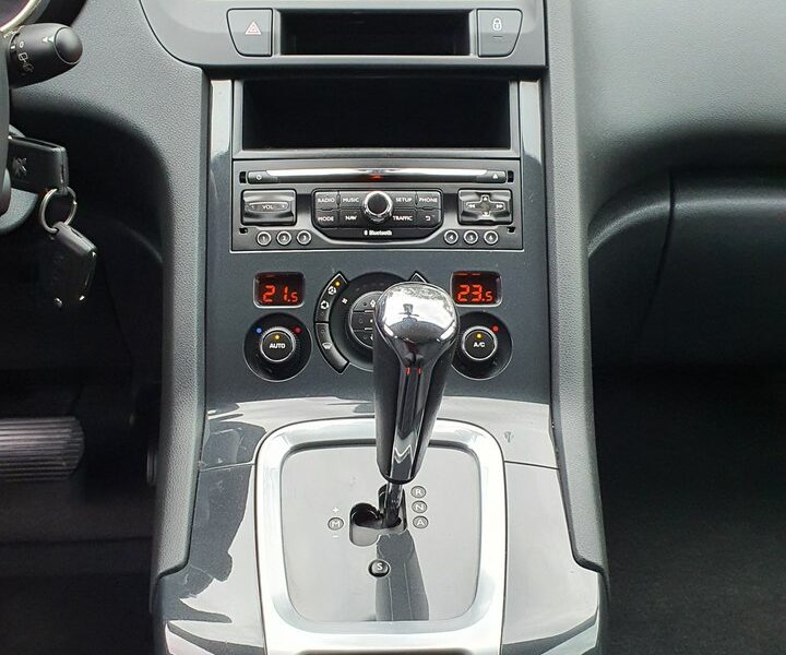 Peugeot 5008 1.6 eHDI 114KM # Automat # NAVI # Parktronic # Serwisowany do Końca ! I (2009-2017)