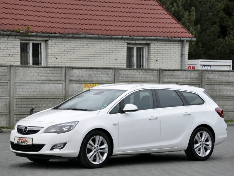 Opel Astra 1.4T 140KM nJoy/Navi/Serwis/Tempomat/Zadbany/Parktronik/ J (2009-2019)