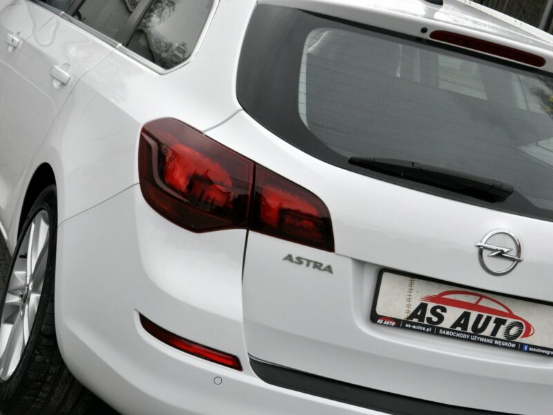 Opel Astra 1.4T 140KM nJoy/Navi/Serwis/Tempomat/Zadbany/Parktronik/ J (2009-2019)
