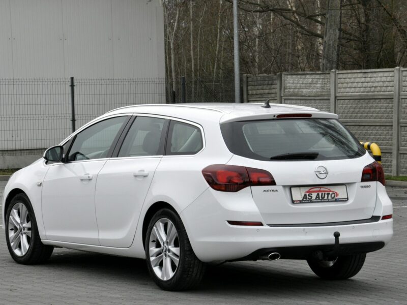 Opel Astra 1.4T 140KM nJoy/Navi/Serwis/Tempomat/Zadbany/Parktronik/ J (2009-2019)