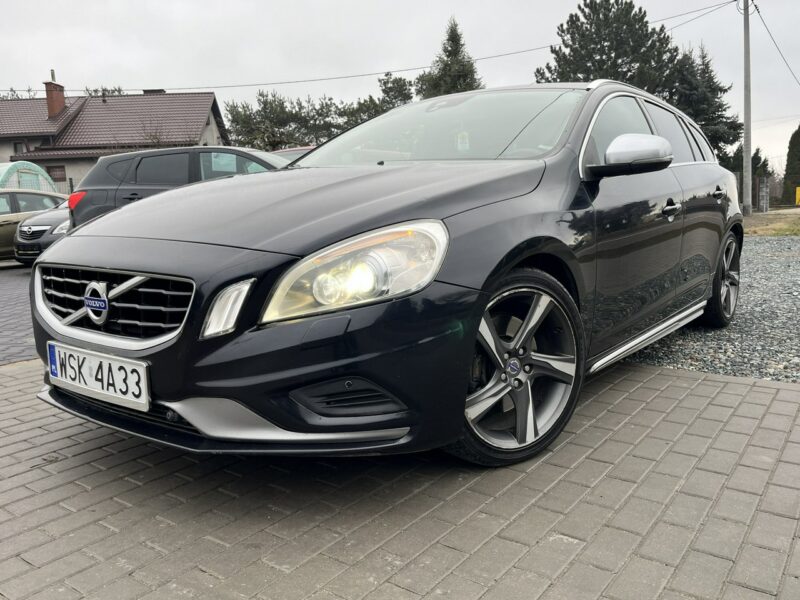 Volvo V60 Volvo V60 2.4D5 R-Design Xenon LED Szyberdach Nawigacja TFT Automat! I (2010-2018)