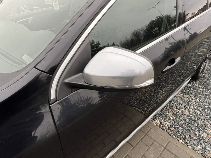 Volvo V60 Volvo V60 2.4D5 R-Design Xenon LED Szyberdach Nawigacja TFT Automat! I (2010-2018)