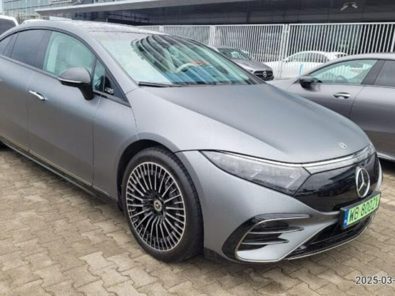 Mercedes EQS