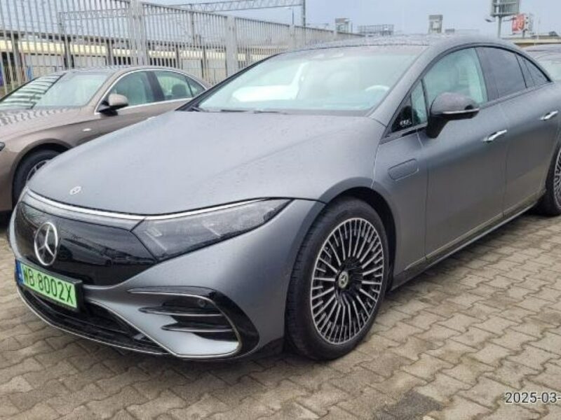 Mercedes EQS