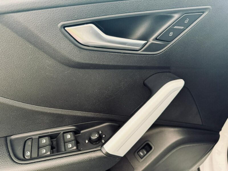 Audi Q2 1.0 Benzyna* 116 KM* 6 Biegów* Zarejestrowany*