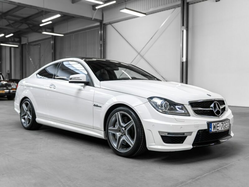 Mercedes C 63 AMG Bezwypadkowy. Przebieg 7600 km! Po konwersji. Po serwisie na 15 tys zł W204 (2007-2014)