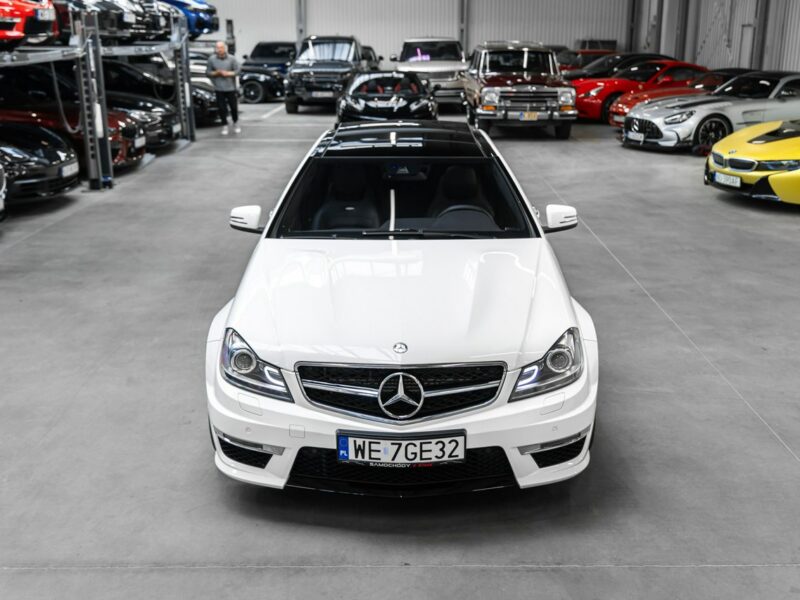 Mercedes C 63 AMG Bezwypadkowy. Przebieg 7600 km! Po konwersji. Po serwisie na 15 tys zł W204 (2007-2014)