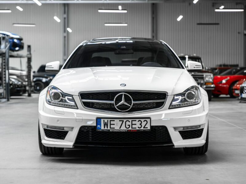 Mercedes C 63 AMG Bezwypadkowy. Przebieg 7600 km! Po konwersji. Po serwisie na 15 tys zł W204 (2007-2014)
