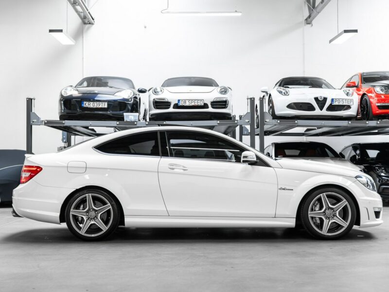 Mercedes C 63 AMG Bezwypadkowy. Przebieg 7600 km! Po konwersji. Po serwisie na 15 tys zł W204 (2007-2014)