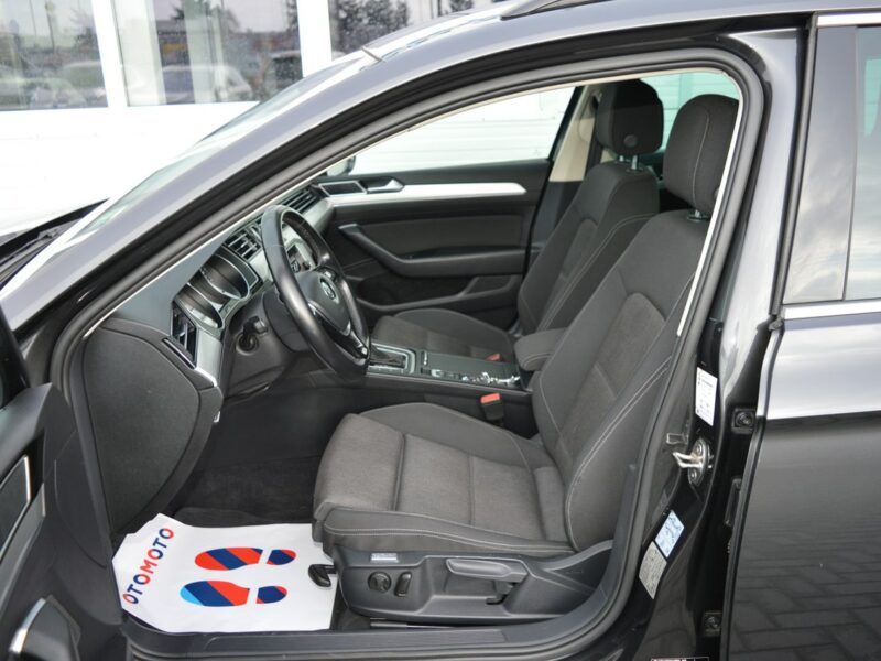 Volkswagen Passat 1.6 TDI Automat 7B Serwis Full LED Navi Kamera EURO-6b B8 (2014-2023)