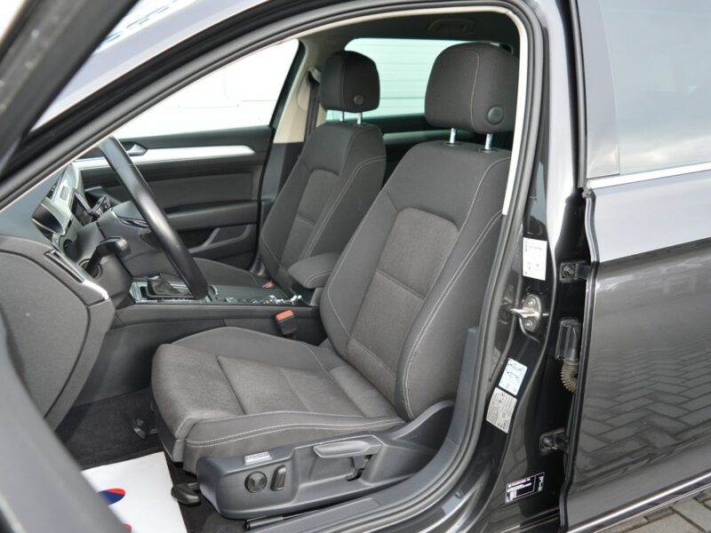 Volkswagen Passat 1.6 TDI Automat 7B Serwis Full LED Navi Kamera EURO-6b B8 (2014-2023)