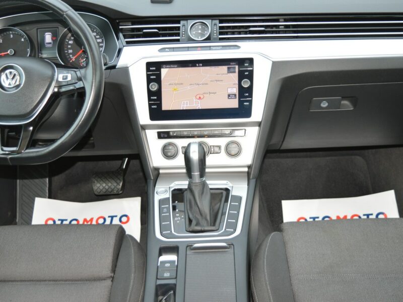 Volkswagen Passat 1.6 TDI Automat 7B Serwis Full LED Navi Kamera EURO-6b B8 (2014-2023)