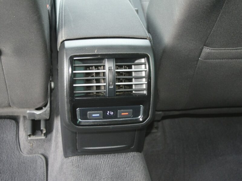 Volkswagen Passat 1.6 TDI Automat 7B Serwis Full LED Navi Kamera EURO-6b B8 (2014-2023)
