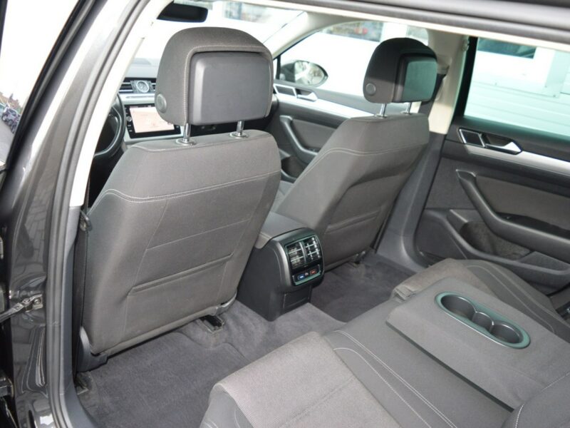 Volkswagen Passat 1.6 TDI Automat 7B Serwis Full LED Navi Kamera EURO-6b B8 (2014-2023)