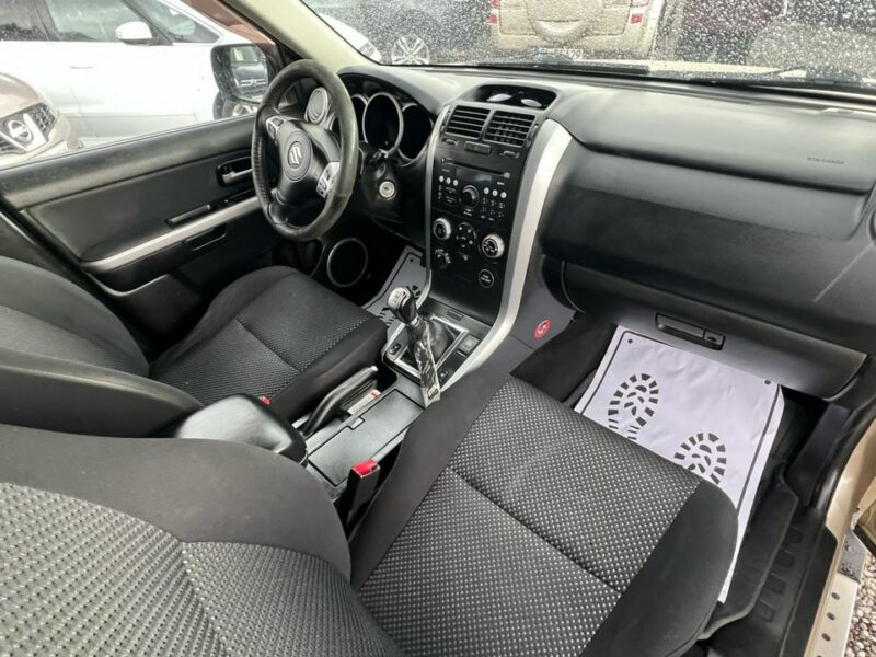 Suzuki Grand Vitara -SPRZEDANY- Benzyna *4x4 *MEGA stan ,Hak * zamiana - AUTOMI-X.PL II (2005-2015)