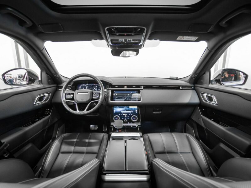 Land Rover Range Rover VELAR 3.0P 400KM R-Dynamic SE. Driver Assist. Cold Climate. Panorama. FV23%.