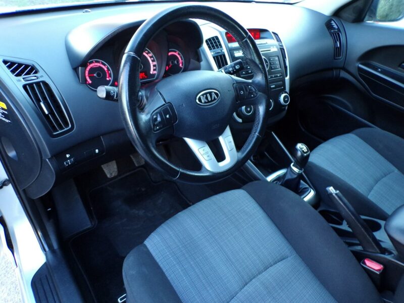 Kia Cee'd Klimatyzacja /Gwarancja /I właść /100000km /2010 I (2006-2012)