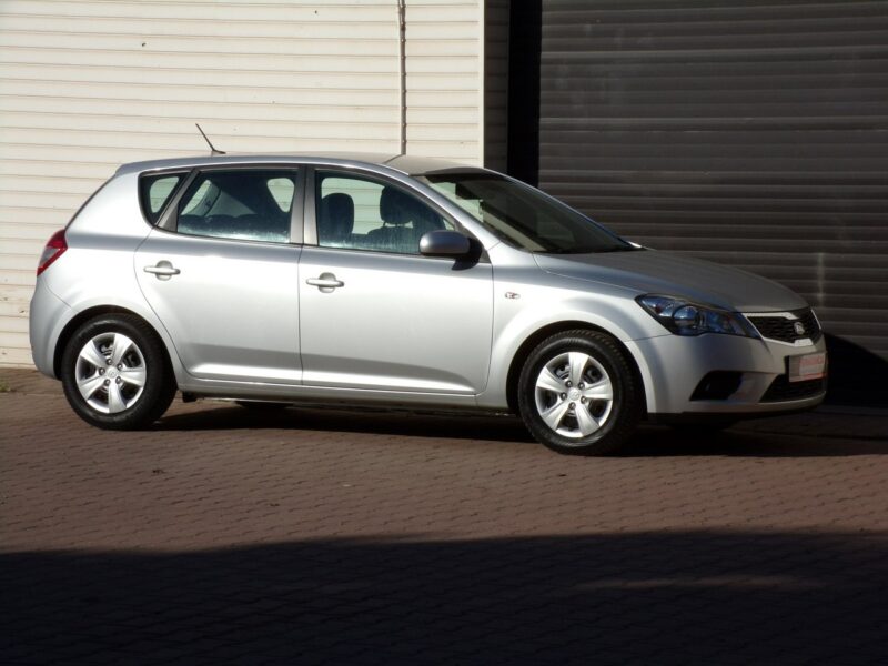 Kia Cee'd Klimatyzacja /Gwarancja /I właść /100000km /2010 I (2006-2012)