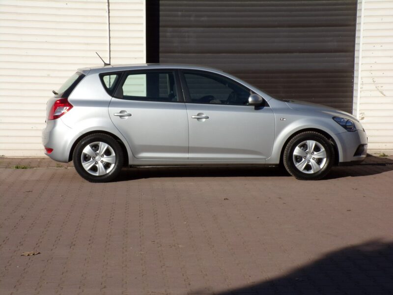 Kia Cee'd Klimatyzacja /Gwarancja /I właść /100000km /2010 I (2006-2012)