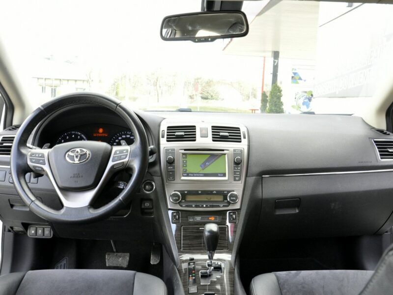 Toyota Avensis 2.0VVTi 152KM Executive/SerwisASO/Kamera/Ledy/Navi/PółSkóry/Parktronic III (2009-)