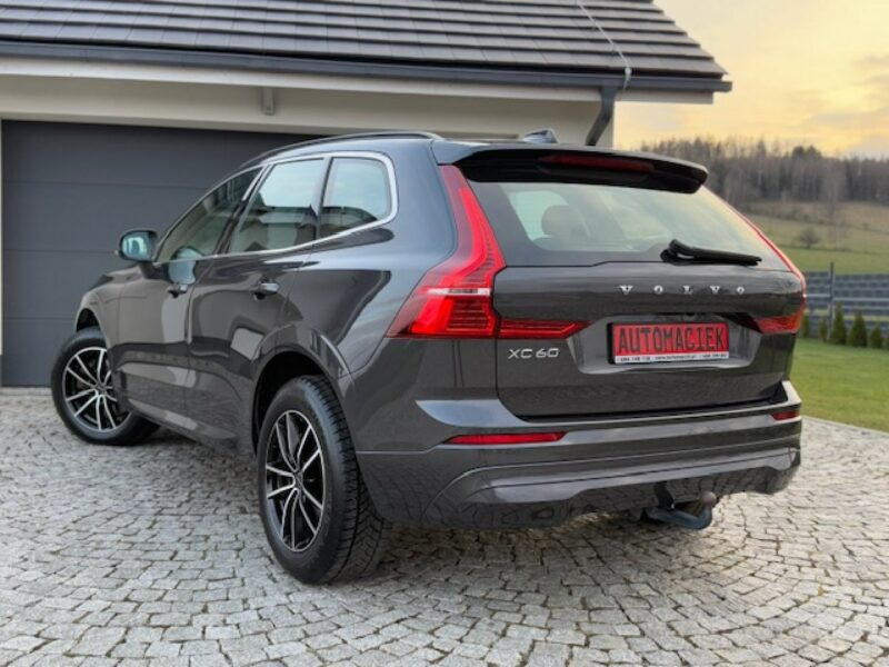 Volvo XC 60 BENZYNA, B4 197PS, AUTOMAT, ORYGINAŁ, NOWY MODEL, GWARANCJA II (2017-)