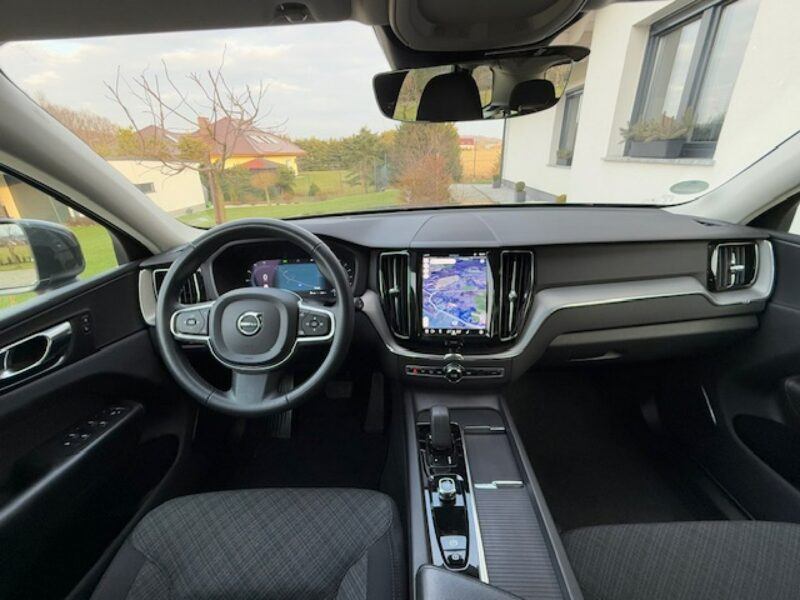 Volvo XC 60 BENZYNA, B4 197PS, AUTOMAT, ORYGINAŁ, NOWY MODEL, GWARANCJA II (2017-)