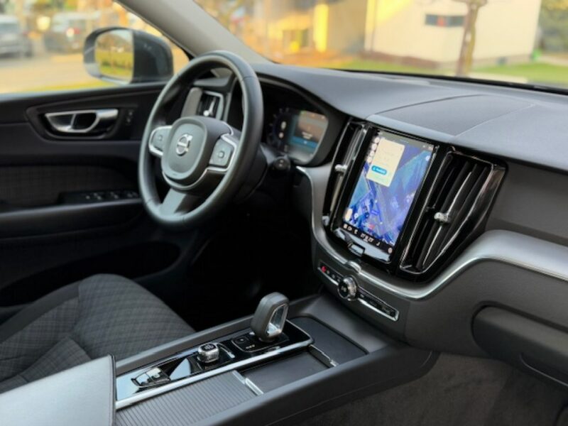 Volvo XC 60 BENZYNA, B4 197PS, AUTOMAT, ORYGINAŁ, NOWY MODEL, GWARANCJA II (2017-)