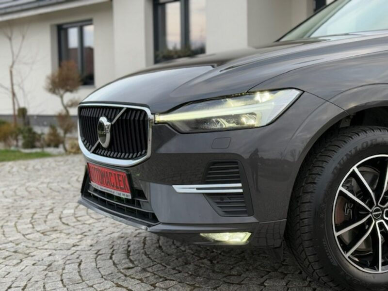 Volvo XC 60 BENZYNA, B4 197PS, AUTOMAT, ORYGINAŁ, NOWY MODEL, GWARANCJA II (2017-)