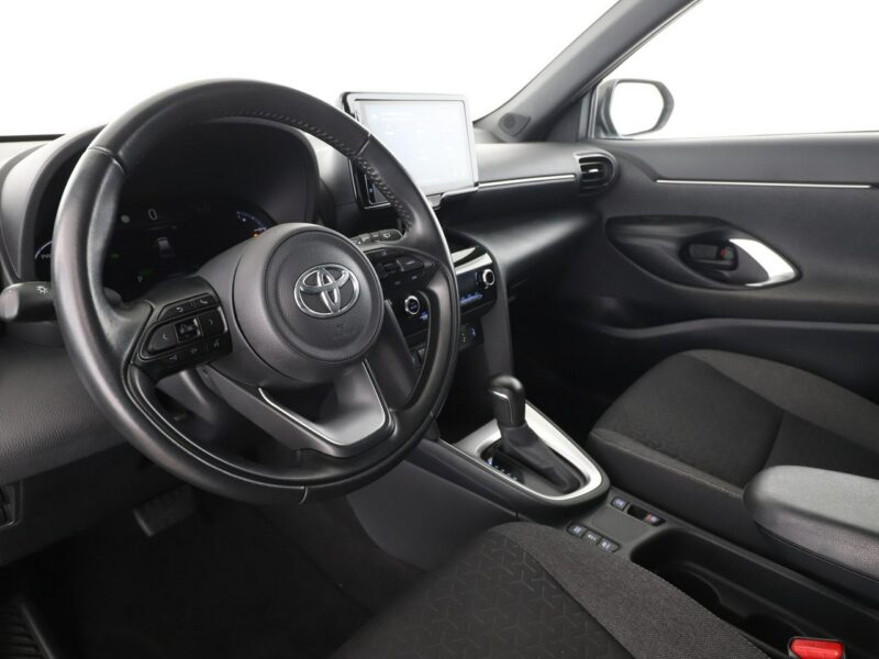 Toyota Yaris Cross 1.5 Hybrid Tempomat Nawigacja Grzane Fotele Czujnik Deszczu Kamera LED