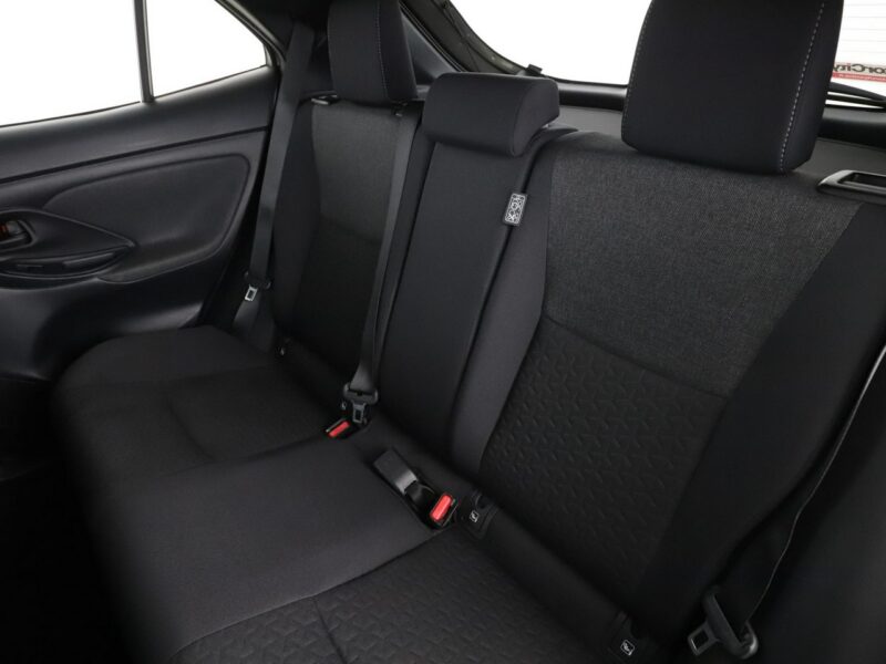 Toyota Yaris Cross 1.5 Hybrid Tempomat Nawigacja Grzane Fotele Czujnik Deszczu Kamera LED