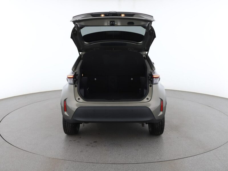 Toyota Yaris Cross 1.5 Hybrid Tempomat Nawigacja Grzane Fotele Czujnik Deszczu Kamera LED