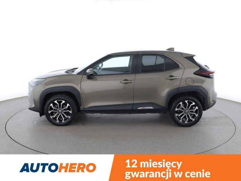 Toyota Yaris Cross 1.5 Hybrid Tempomat Nawigacja Grzane Fotele Czujnik Deszczu Kamera LED