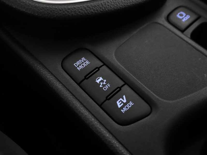 Toyota Yaris Cross 1.5 Hybrid Tempomat Nawigacja Grzane Fotele Czujnik Deszczu Kamera LED