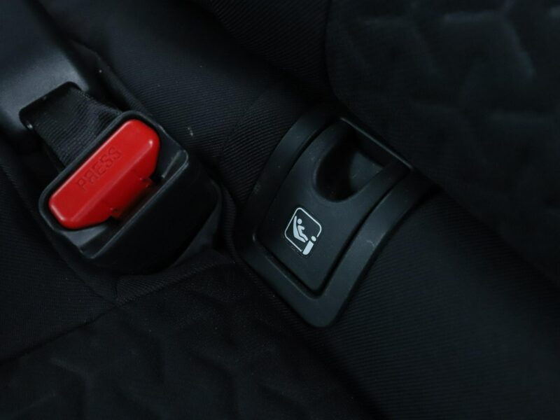 Toyota Yaris Cross 1.5 Hybrid Tempomat Nawigacja Grzane Fotele Czujnik Deszczu Kamera LED