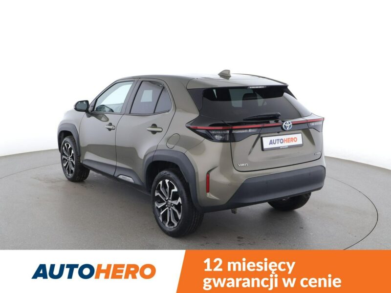 Toyota Yaris Cross 1.5 Hybrid Tempomat Nawigacja Grzane Fotele Czujnik Deszczu Kamera LED