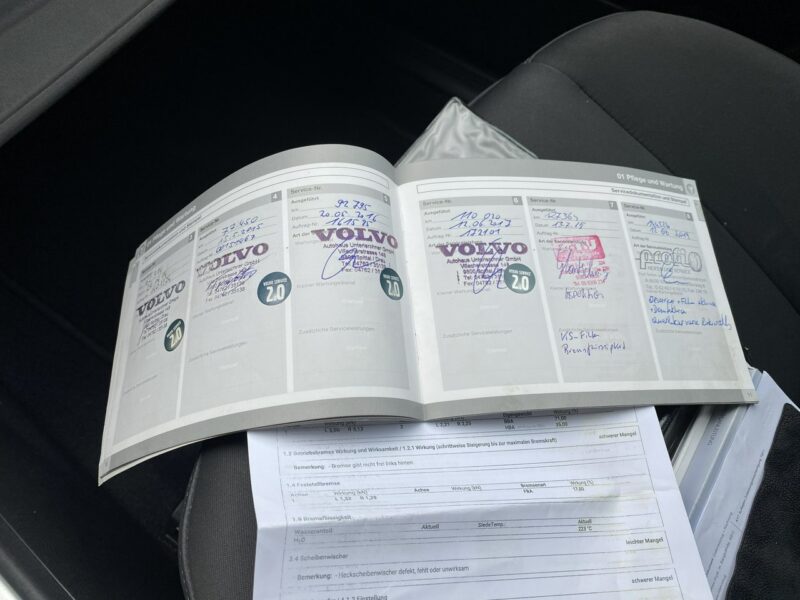 Volvo V50 Hak, klimatronic, tempomat, czujnik deszczu ,drugie koła I (2004-2007)