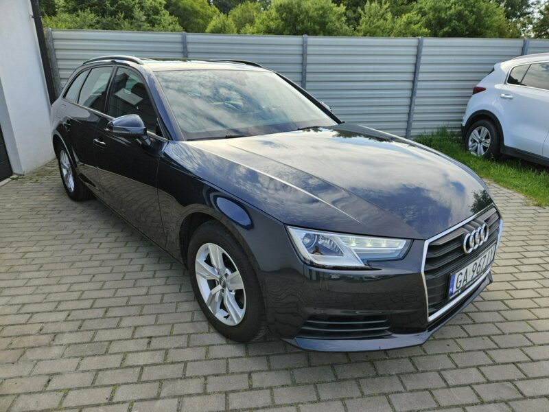 Audi A4 2.0 TFSI 190KM manual VIRTUAL niski przebieg BEZWYPADEK zadbany ASO B9 (2015-)