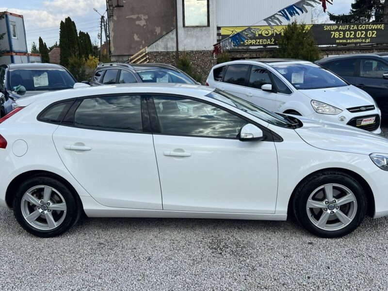 Volvo V40 -SPRZEDANY- Nowy rozrząd *1.6 Benz - 150 KM*188 Tys Gwarancja-AUTOMI-X II (2012-)