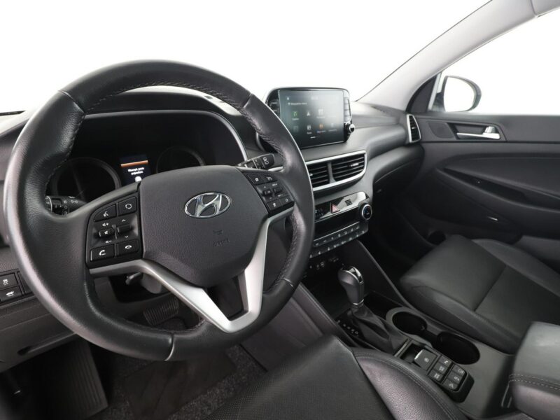 Hyundai Tucson 4x4 automat skóra navi kamery i czujniki parkowania grzane fotele III (2015-2020)