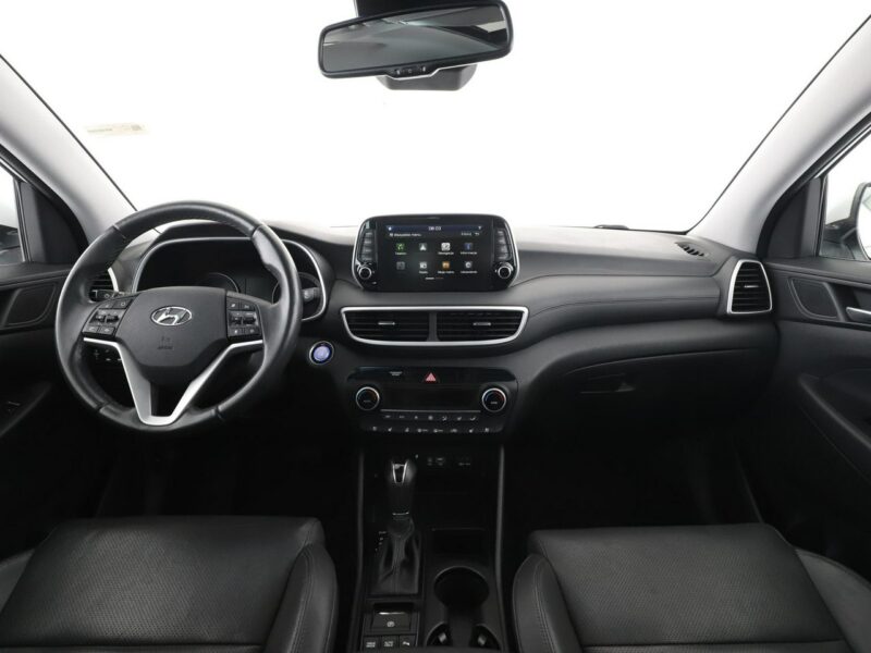 Hyundai Tucson 4x4 automat skóra navi kamery i czujniki parkowania grzane fotele III (2015-2020)