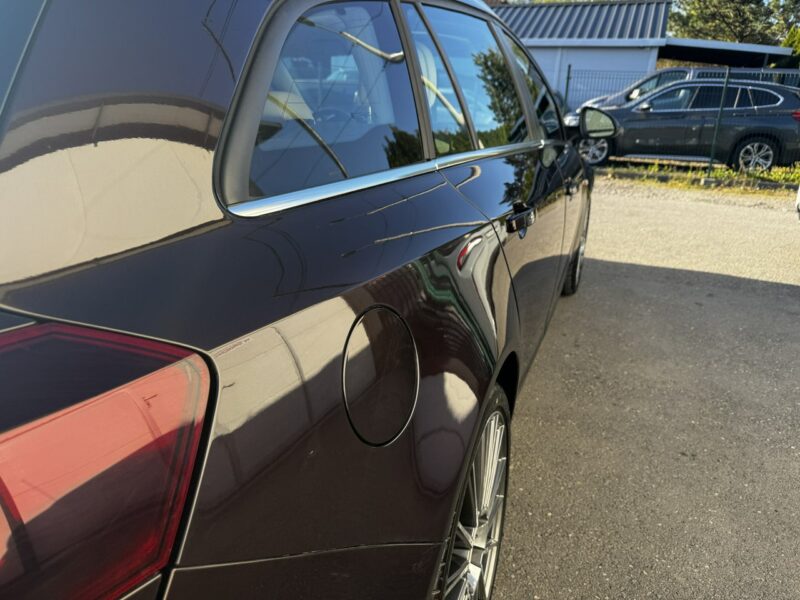 Opel Insignia Raty Zamiana Gwarancaja 1,6 Turbo bardzo ładna niski przebieg polecam A (2008-2017)