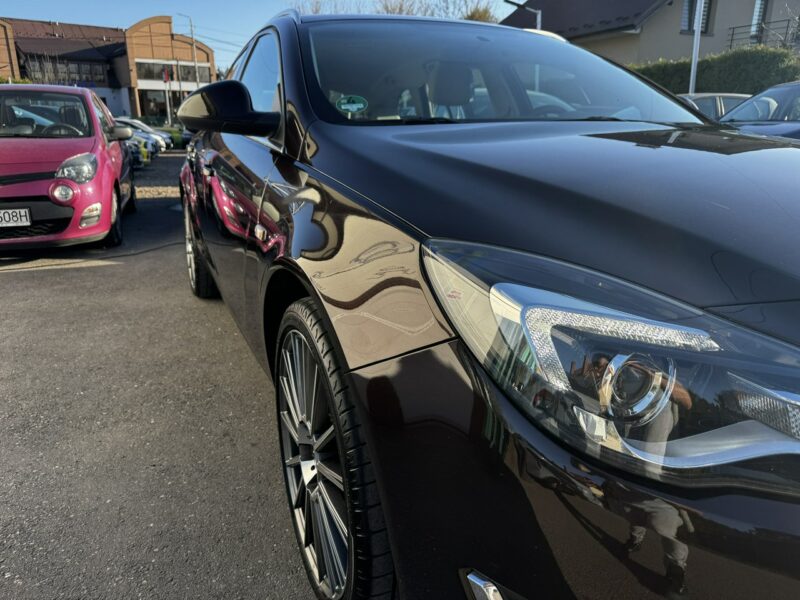 Opel Insignia Raty Zamiana Gwarancaja 1,6 Turbo bardzo ładna niski przebieg polecam A (2008-2017)
