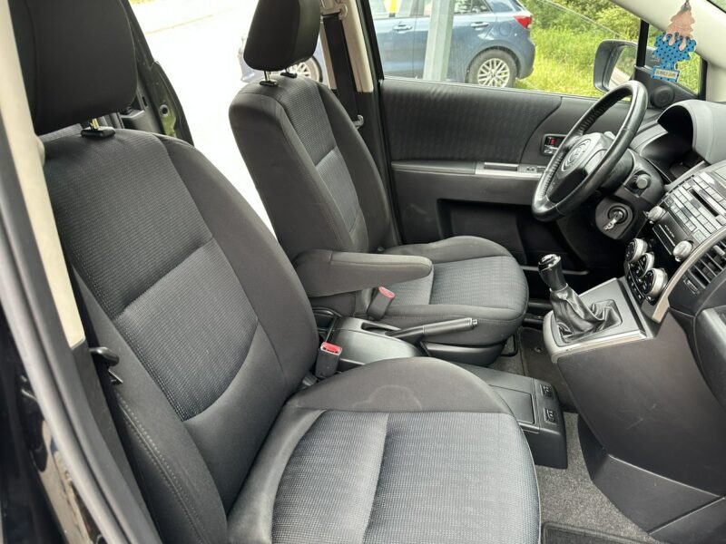 Mazda 5 1,8 benzyna, klimatronik, 7 m,przyciemniane szyby, isofix,podg. fotele I (2005-2010)