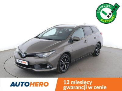 Toyota Auris hybryda Bluetooth kamera tempomat LED klima auto II (2012-)