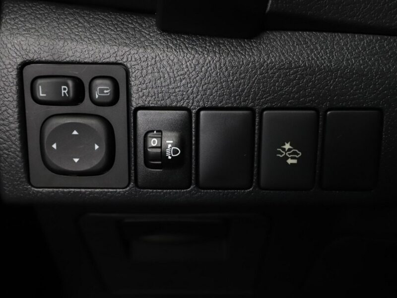 Toyota Auris hybryda Bluetooth kamera tempomat LED klima auto II (2012-)