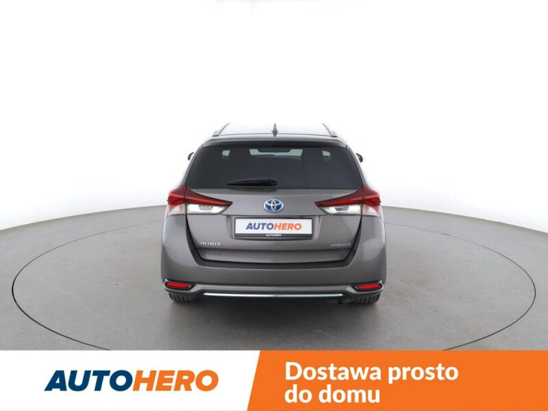 Toyota Auris hybryda Bluetooth kamera tempomat LED klima auto II (2012-)