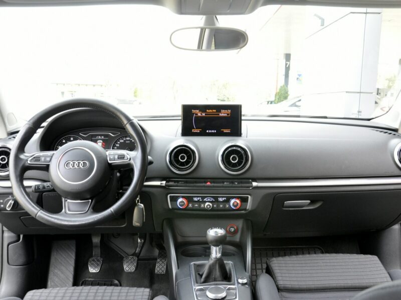 Audi A3 1,4T 140KM Sportback/Navi/Parktronic/Alu/S-line 8V (2012-)
