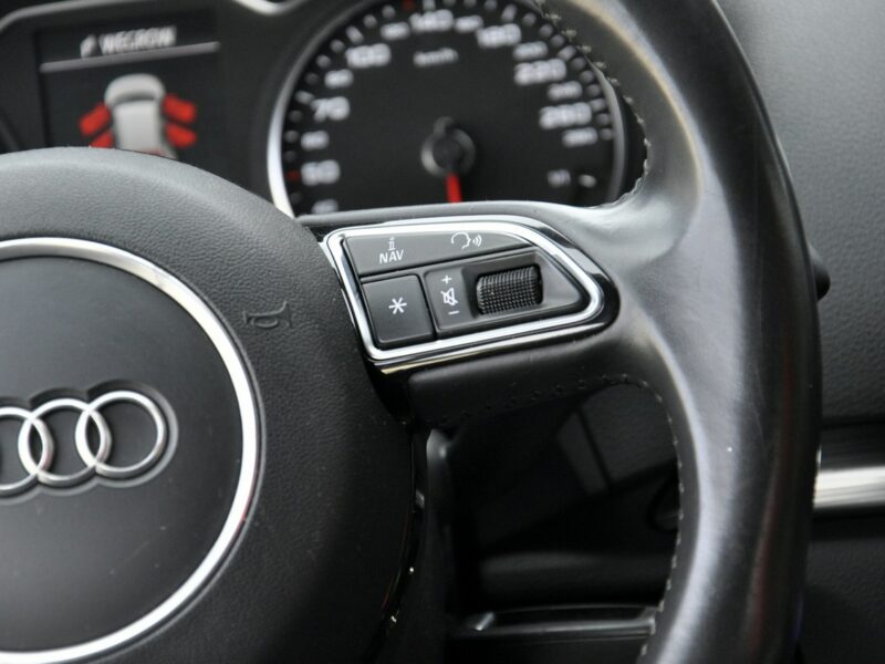Audi A3 1,4T 140KM Sportback/Navi/Parktronic/Alu/S-line 8V (2012-)