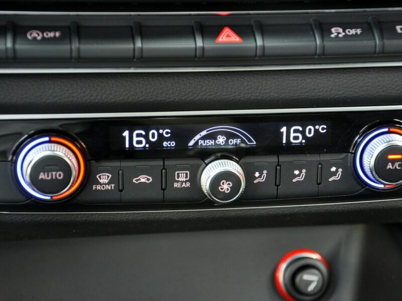 Audi A3 1,4T 140KM Sportback/Navi/Parktronic/Alu/S-line 8V (2012-)