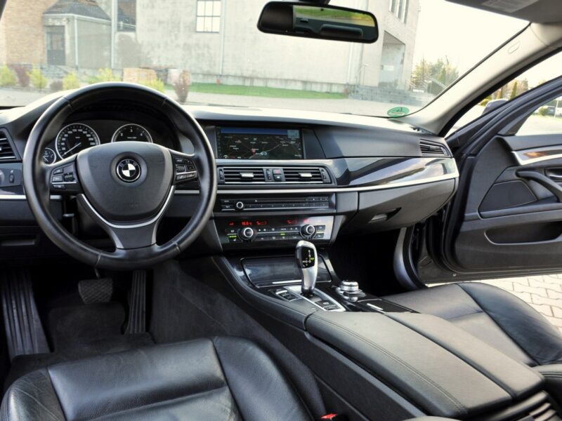 BMW 530 3.0d(258KM)*Bi-Xenon*Ringi*Navi Profesjonal*Skóry*2xParktr.*Alu 17"ASO F10 (2009-2017)